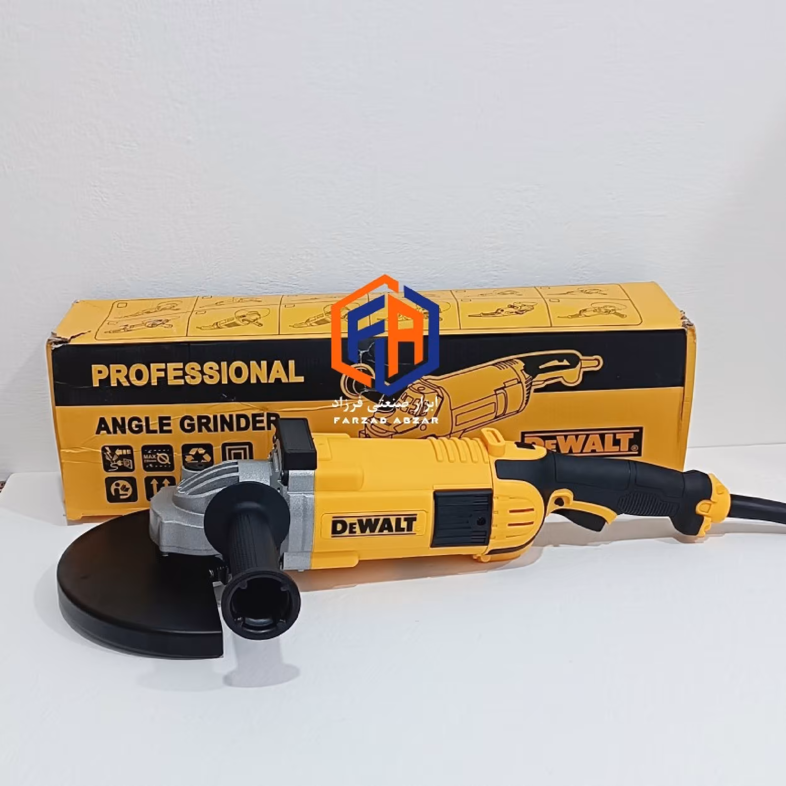 فرز بزرگ دیوالت 2800 وات مدل DEWALT 230-12