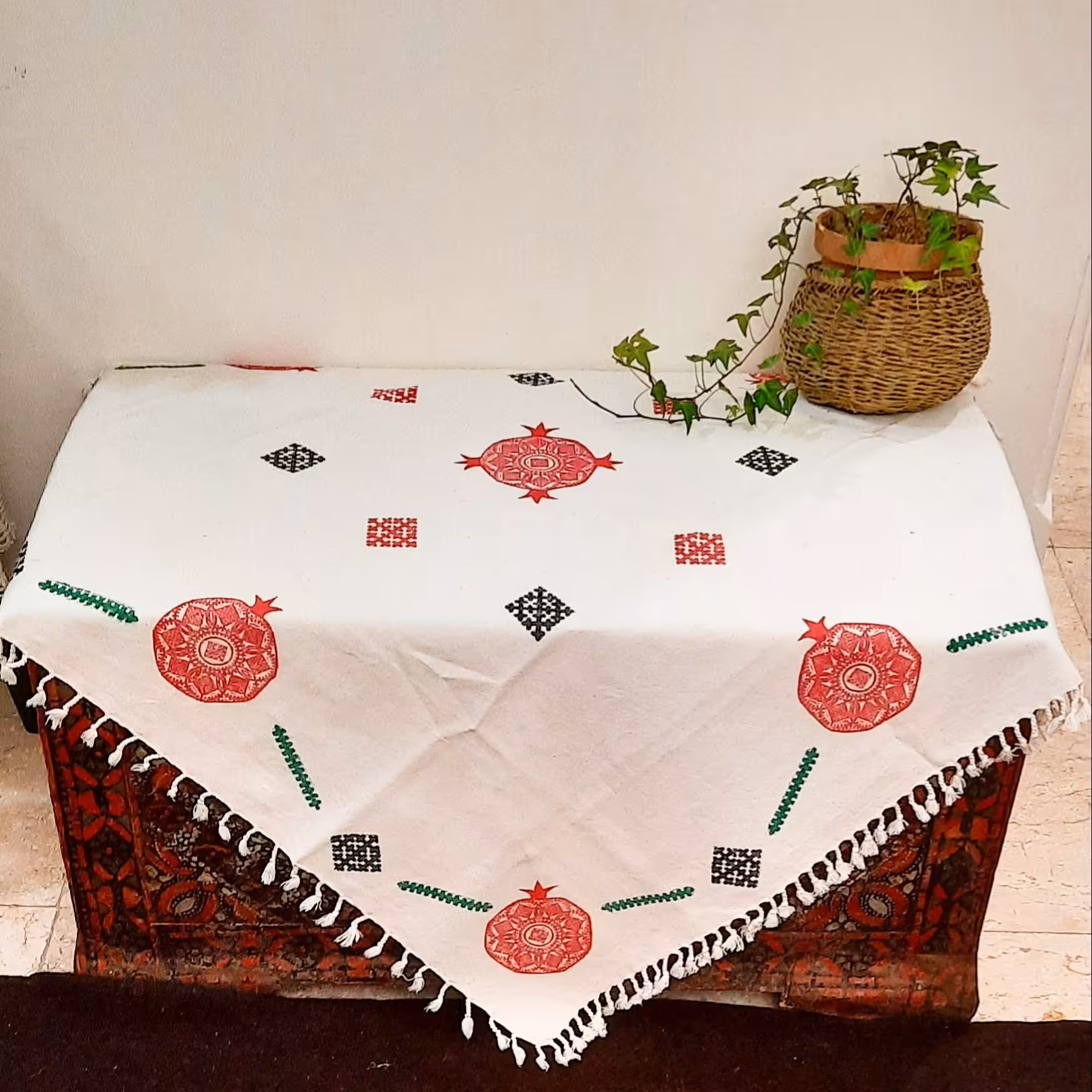 رومیزی مربع ابعاد100 در100