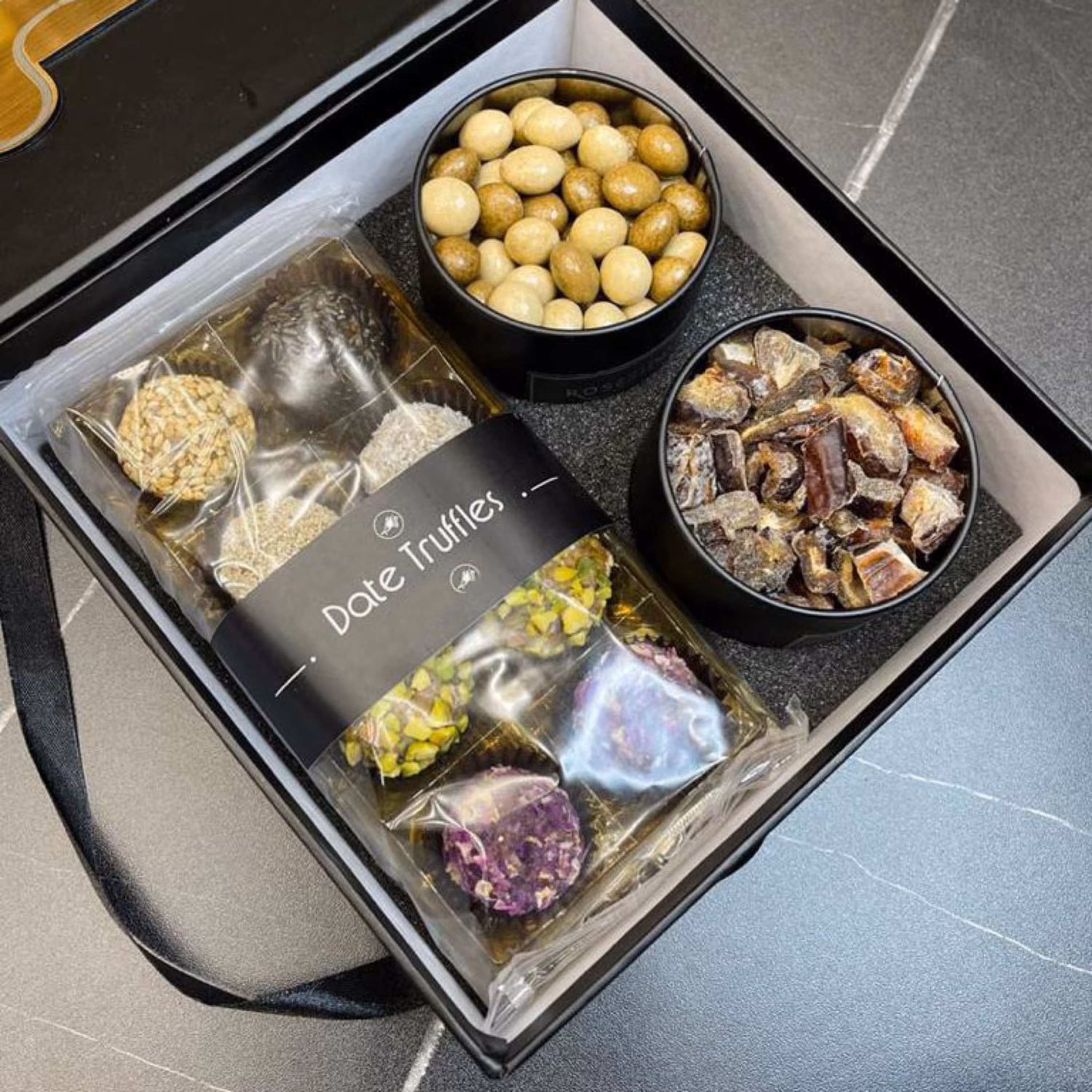 باکس لاکچری تنقلات روز پزشک