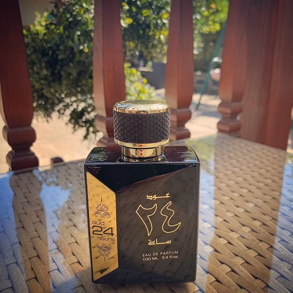 عطر  عود 24 ساعه زنانه عربی و اسپری بدن Oud 24 hours ادوپرفیوم 100میل