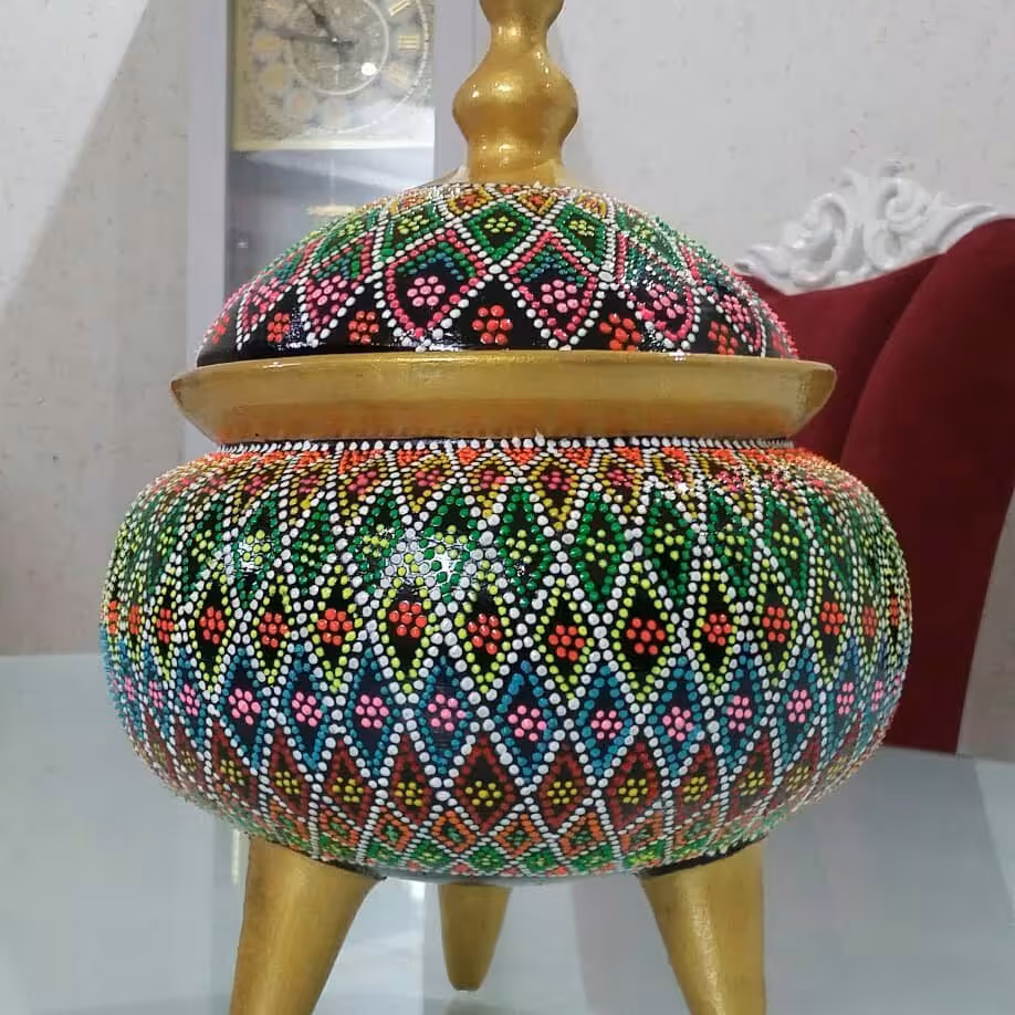 شکلاتخوری سفالی نقطه کوبی شده