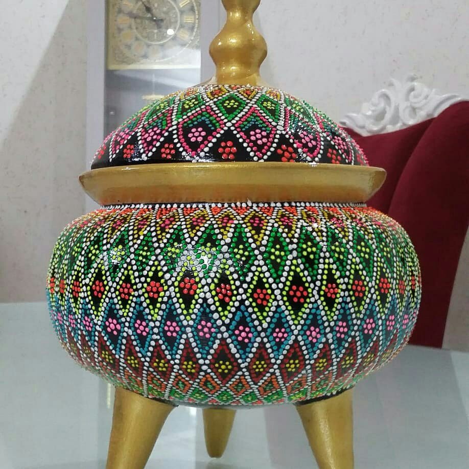 شکلاتخوری سفالی نقطه کوبی شده
