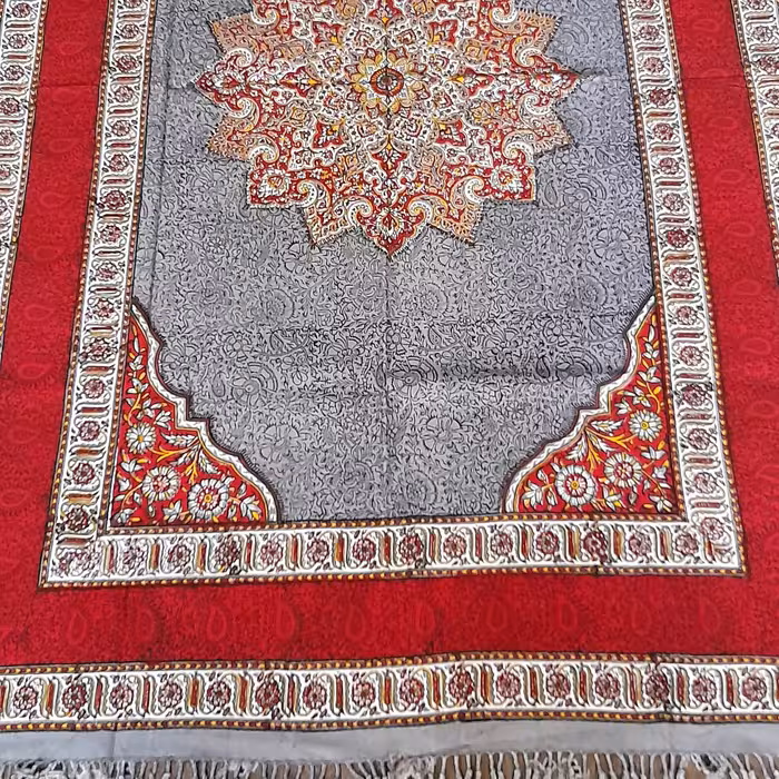 سفره ورومیزی قلمکاری صادراتی اعلا  طوسی رنگ سایز 100در150 سانت 