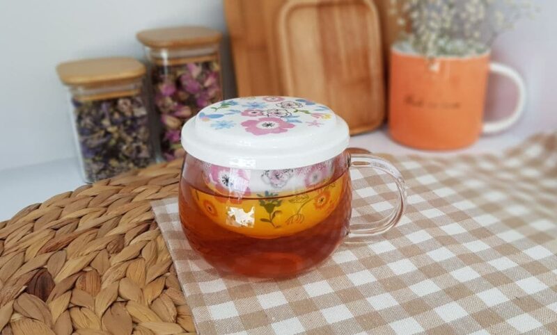 فنجان دمنوش گلگلی- طرح گلدار صورتی آبی