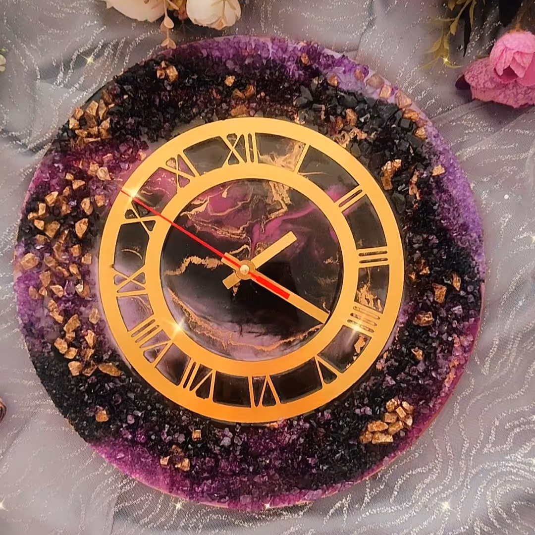 ساعت کریستالی رزینی