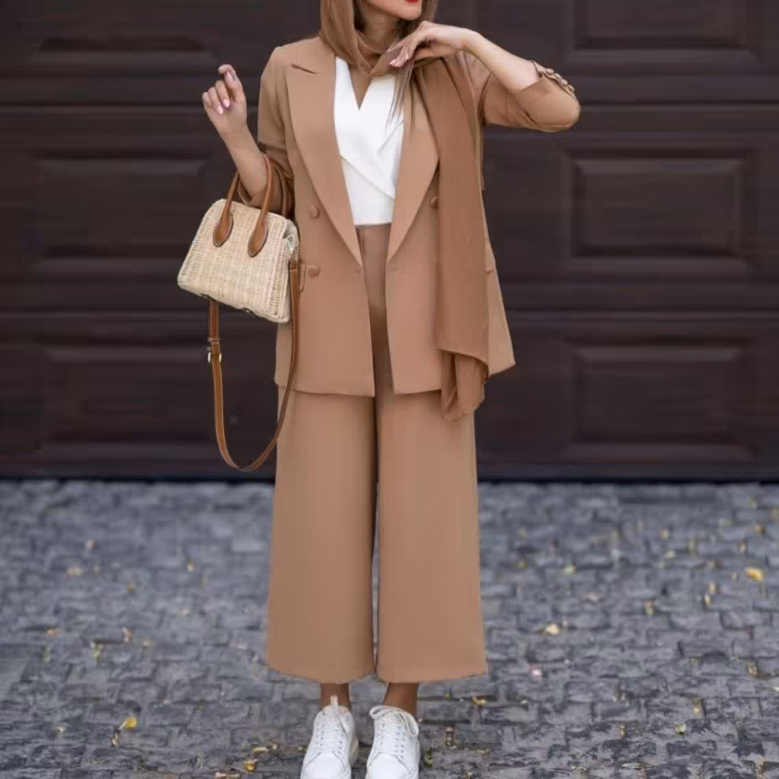 کت و شلوار   مخصوص خاص پسندااا (پس کرایه)