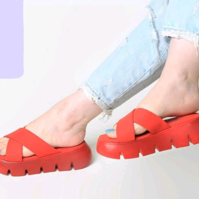 صندل شیک ضربدری