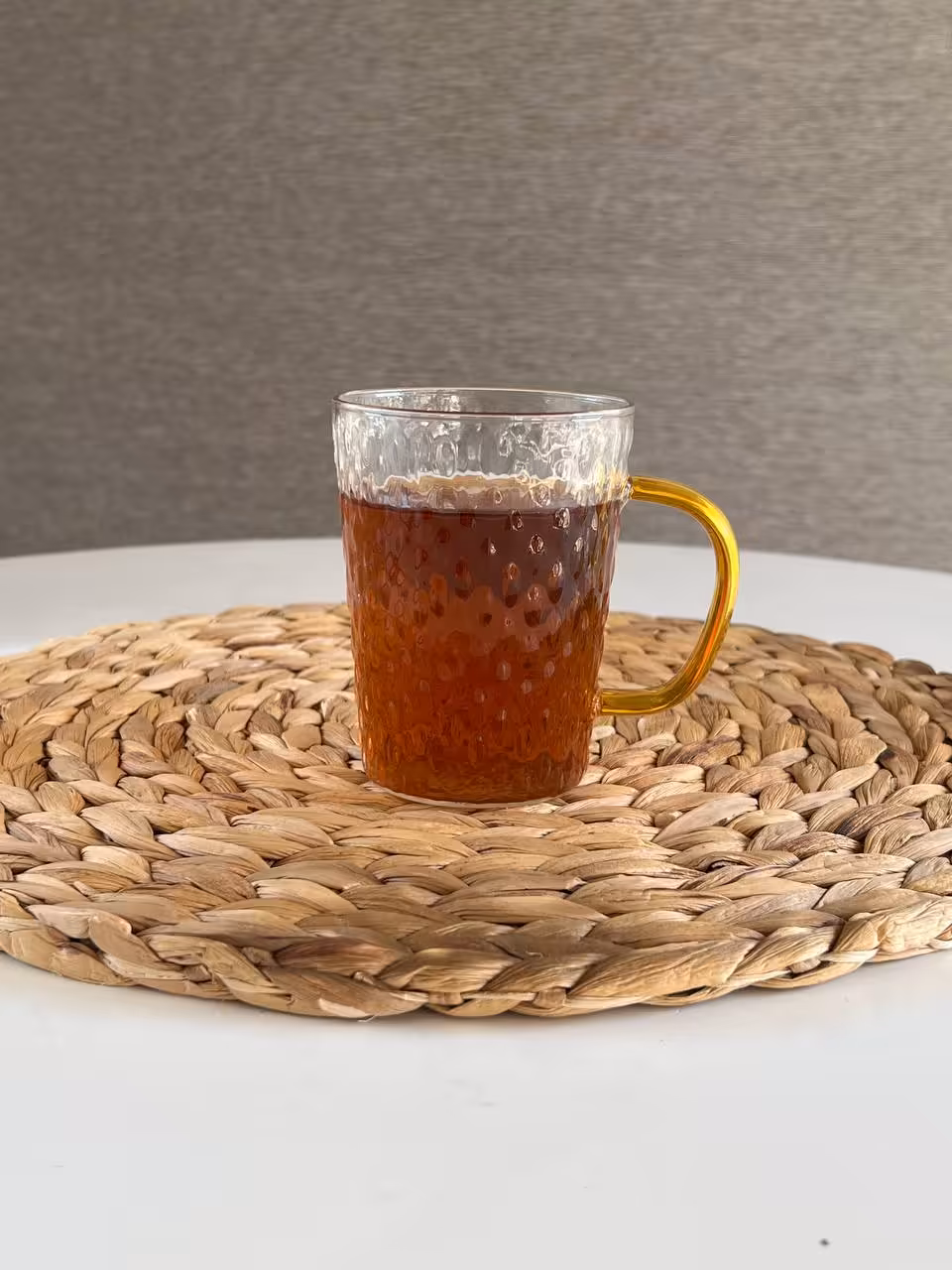 ماگ پیرکس دسته رنگی طرح حبابی کد B8