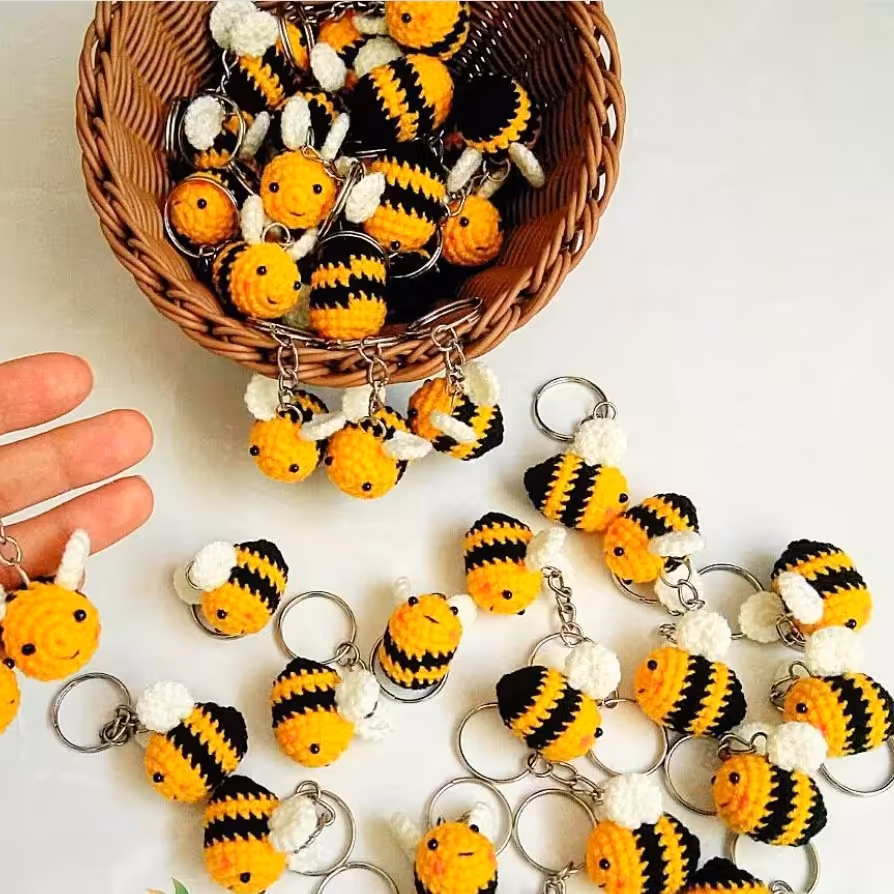 جاسویچی واویز کیف زنبور کوچولو دستباف ناری