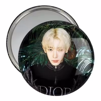 آینه جیبی خندالو مدل ونهو گروه مانستا اکس MONSTA X کد 12265