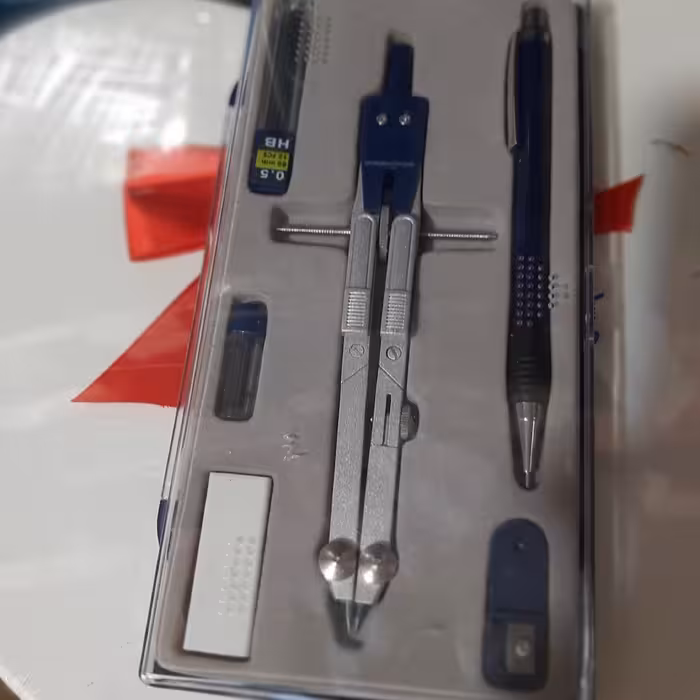 پرگار  مهندسی تکی با مداد فشاری