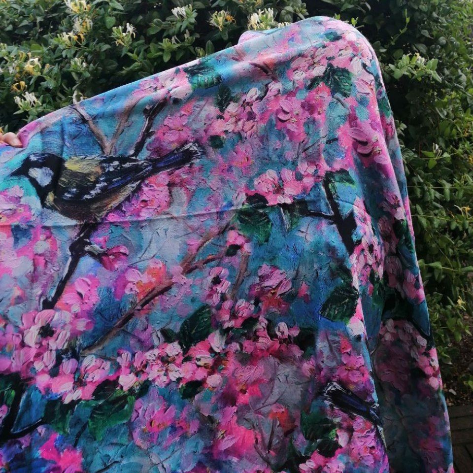 روسری طرح گل وگنجشک