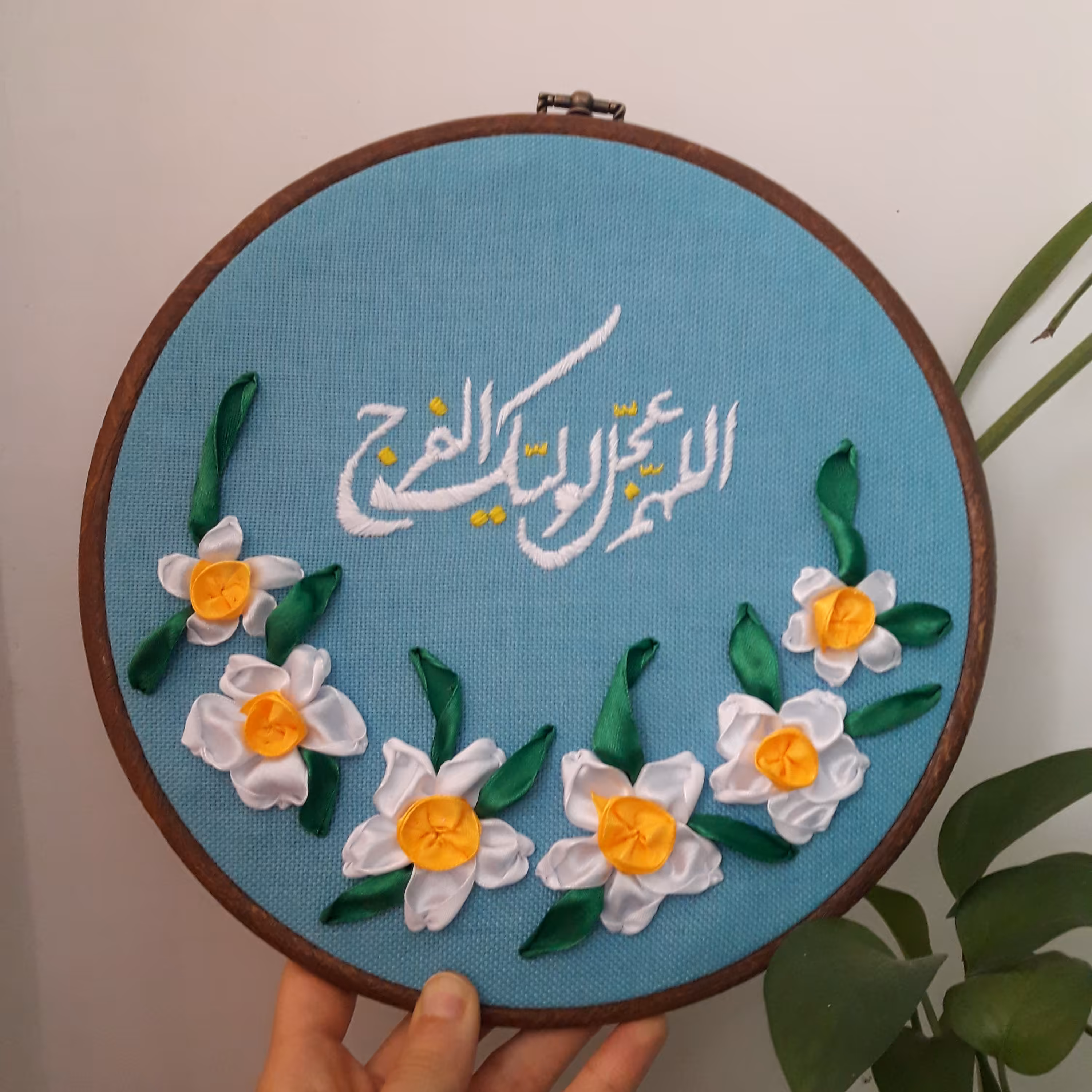 تابلو روبان دوزی شده خاص وزیبا