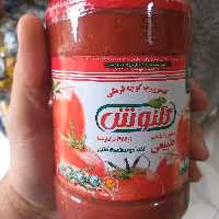 رب گوجه فرنگی گلنوش در بسته بندی شیشه ای وزن محصول 700 گرمی
