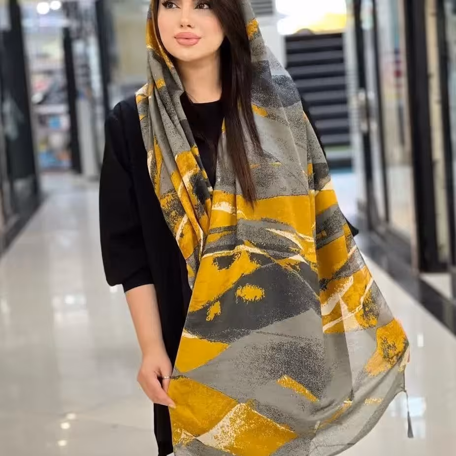 شال نخ  ژاکارد  منگوله دار کد 2