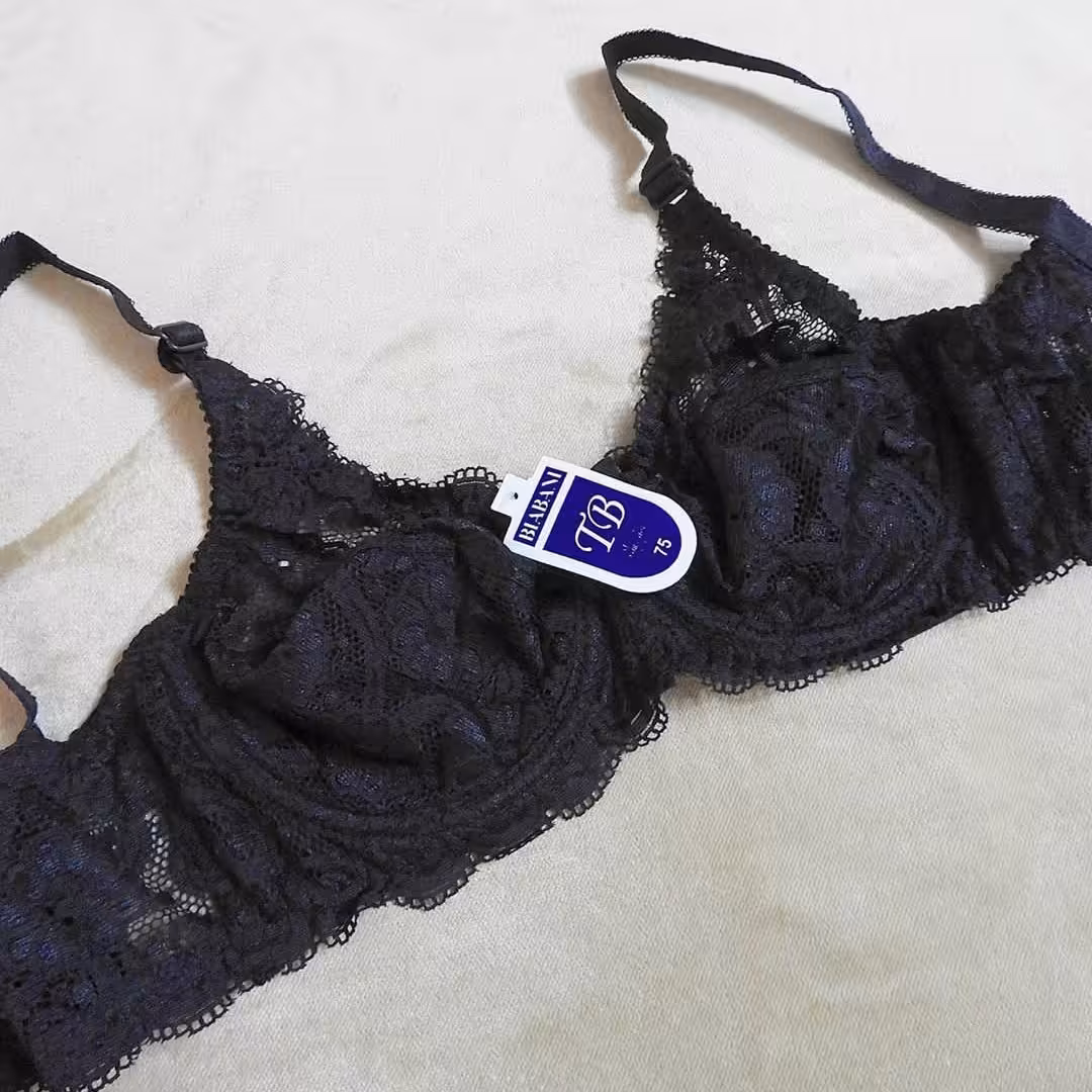 سوتین تک مشکی