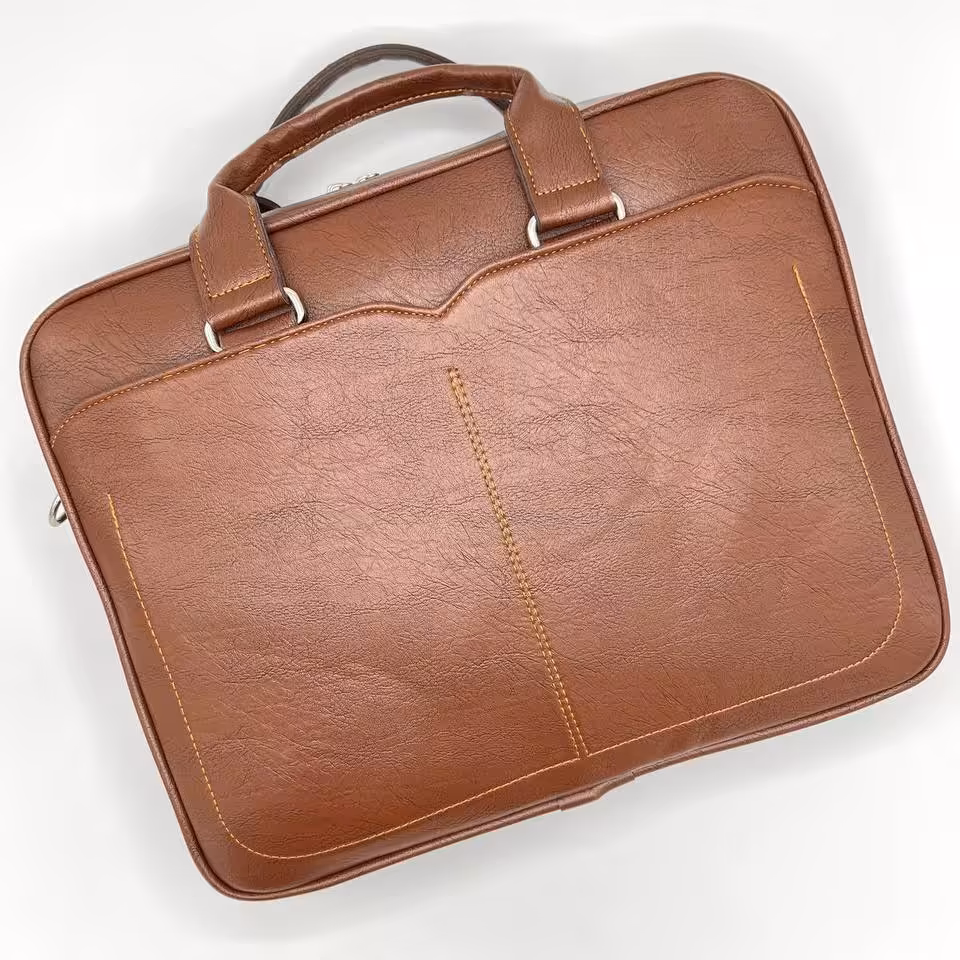 کیف مردانه جنس چرم دارای رنگ بندی