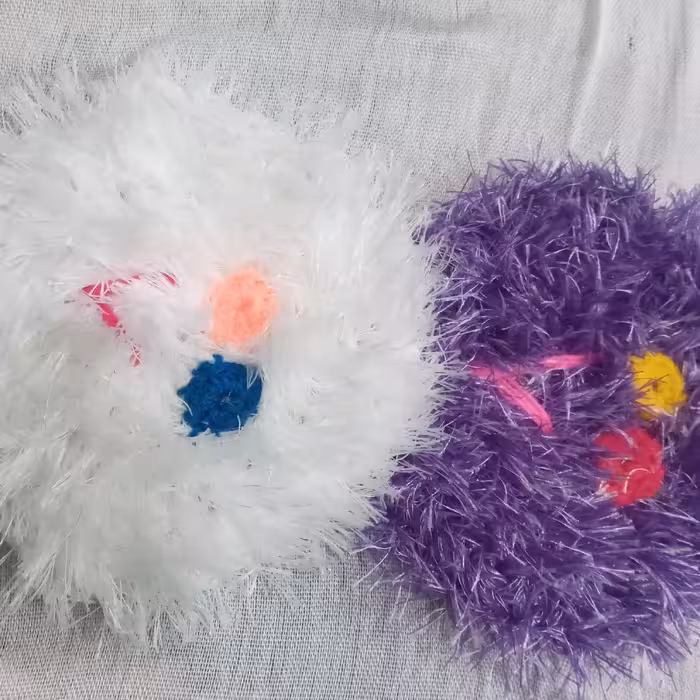 انواع اسکاچ چشم نظر و گل و... دولایه مناسب انواع ظروف و تفلون  سبک و لطیف .دستبافت