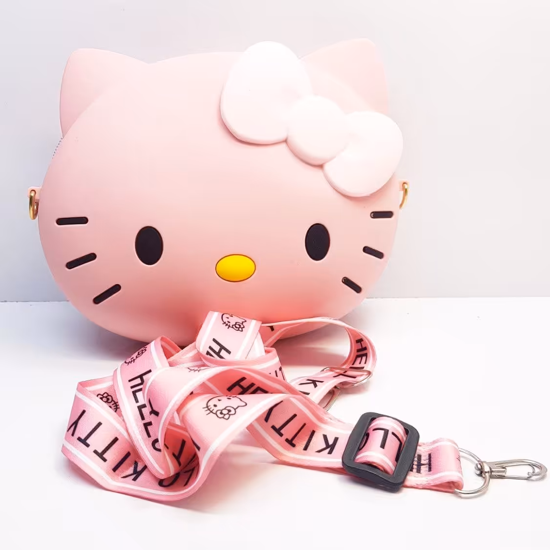 کیف فانتزی طرح کیتی بسیار شیک و زیبا جنس سیلیکونی عالی کادو شیک برای فرزند شما