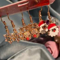 گوشواره دخترانه  گوشواره وارداتی گوشواره اویز دونه برف گوشواره کادو تولد