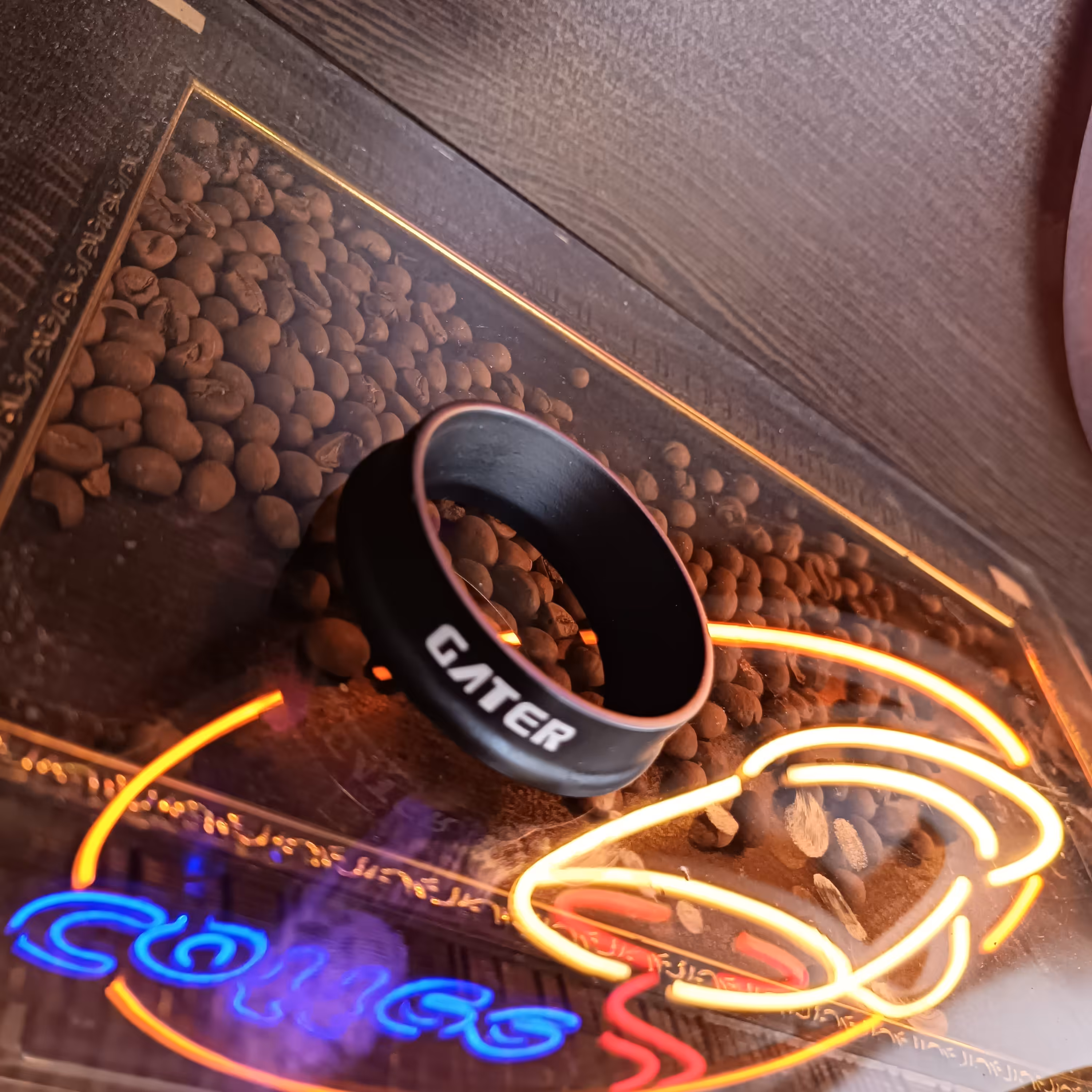 فانل قهوه برند گیتر 