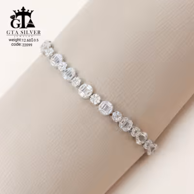 دستبند نقره طرح فلاور با امرالدکات دایره باگتی کد 22099