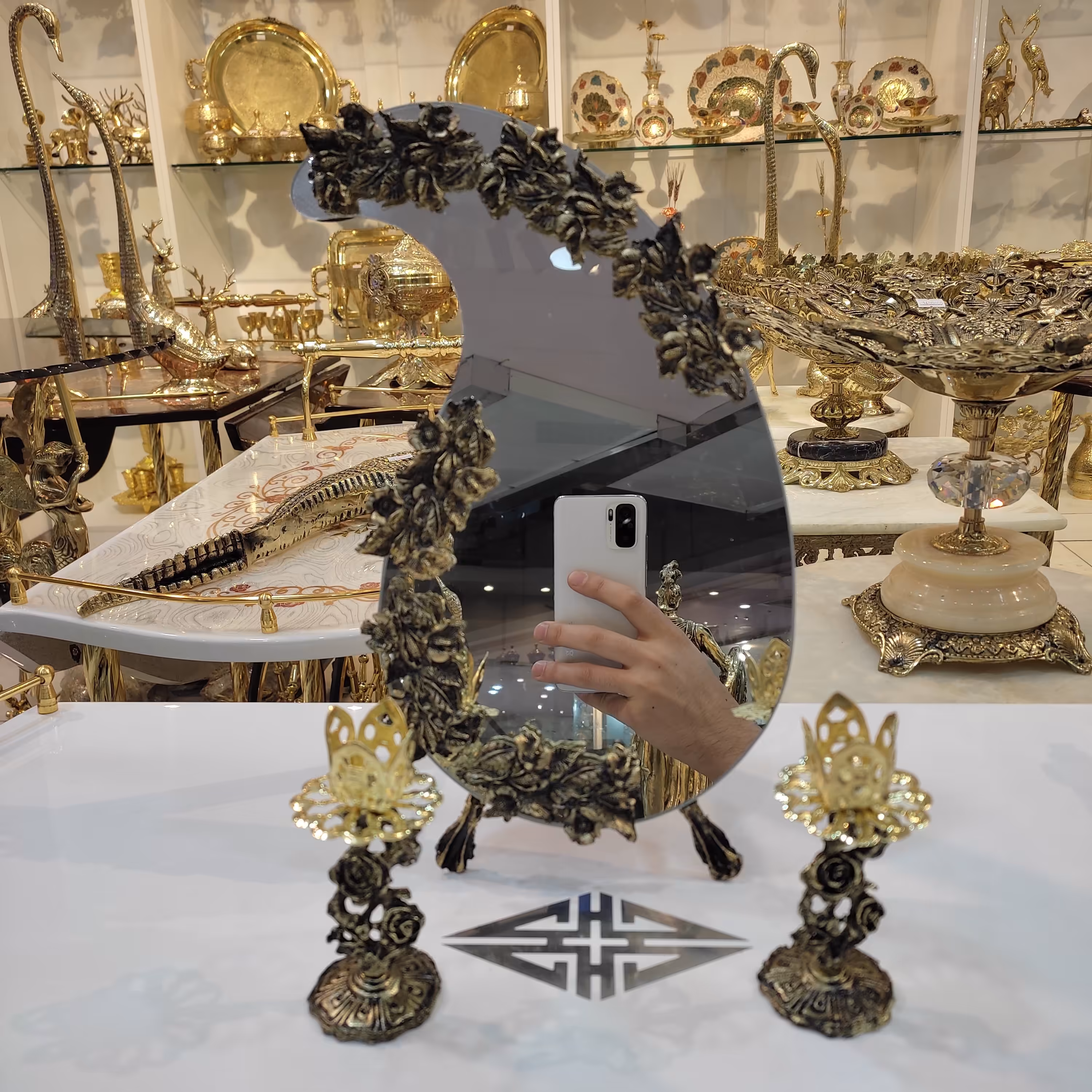 آینه شمعدان ترنج طرح دار (هفتسین)