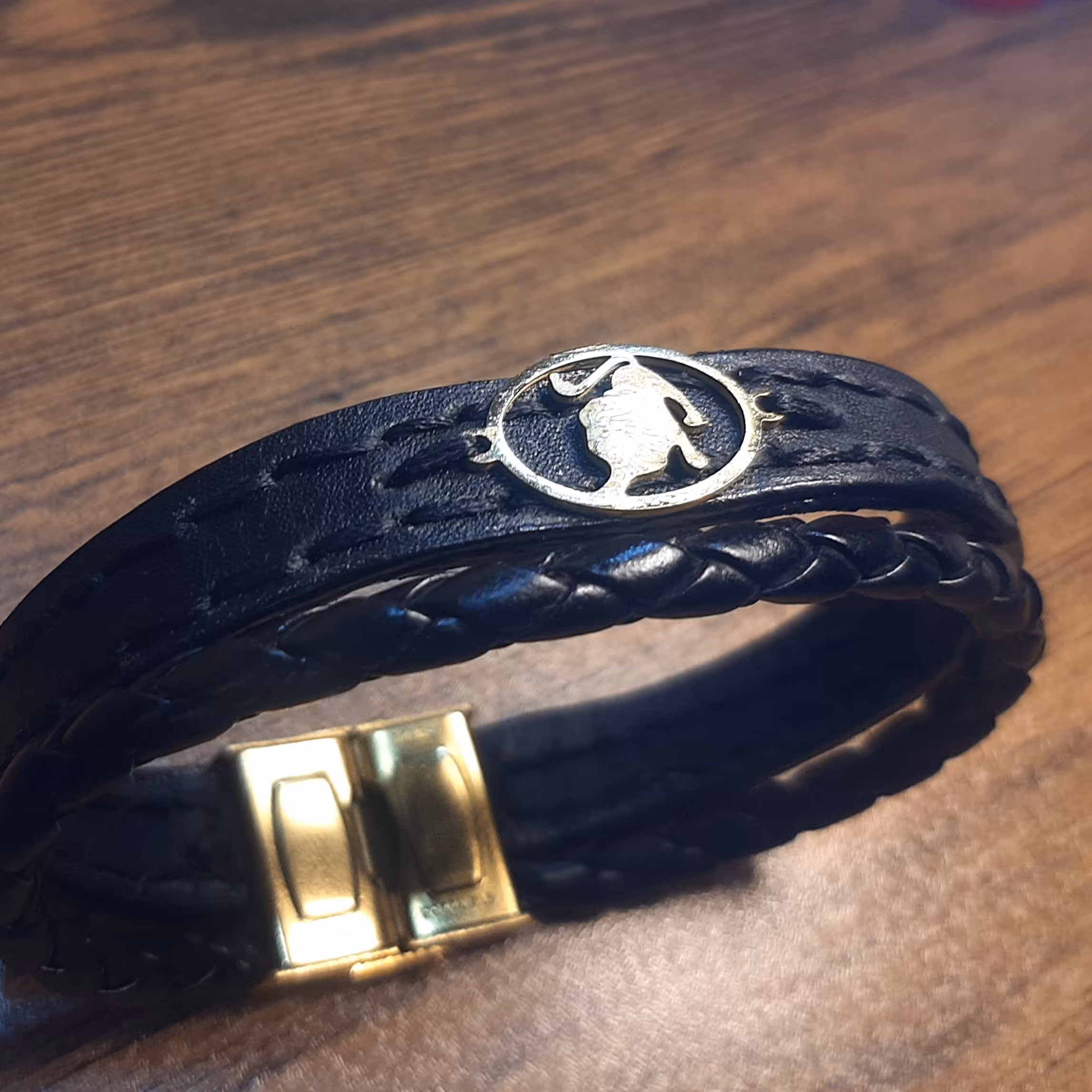 دستبند چرم طبیعی گاوی مدل ds110 