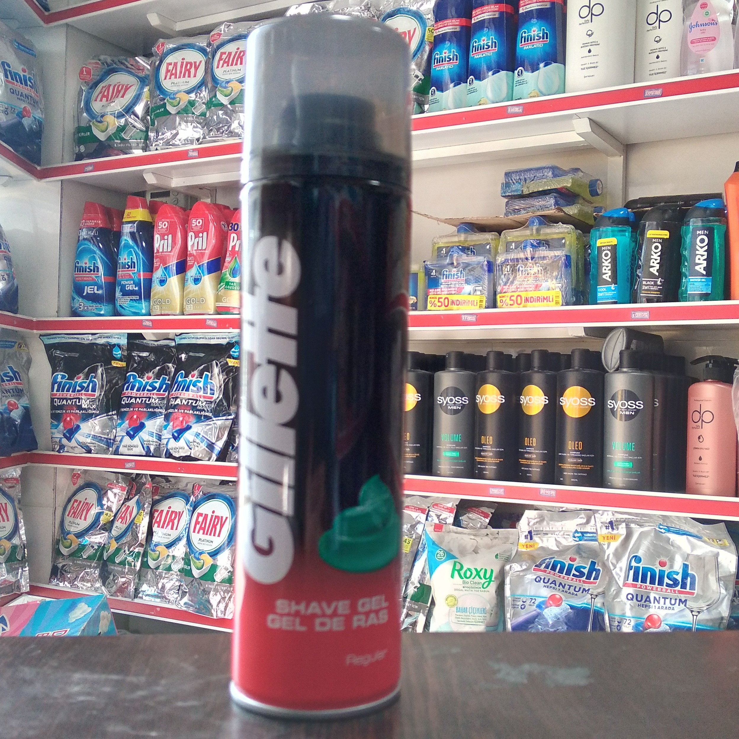 ژل اصلاح مردانه و زنانه ژیلت رگولار 200 میل