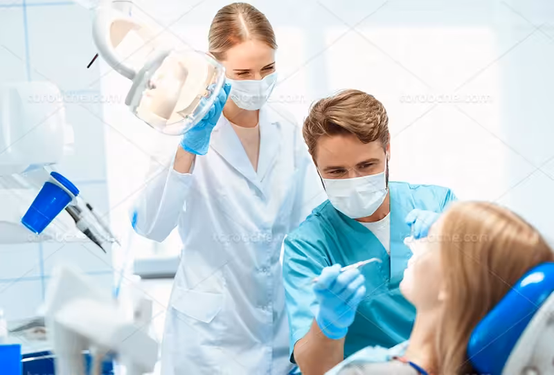 عکس بیمار و دندان پزشک | گرافیک با طعم تربچه