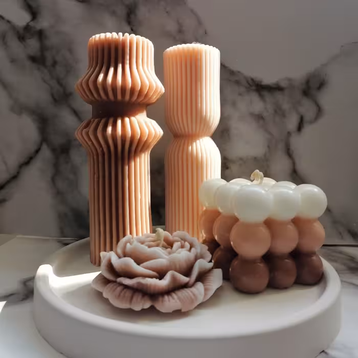 ست شمع   با رنگ قهوه ای و کرم    