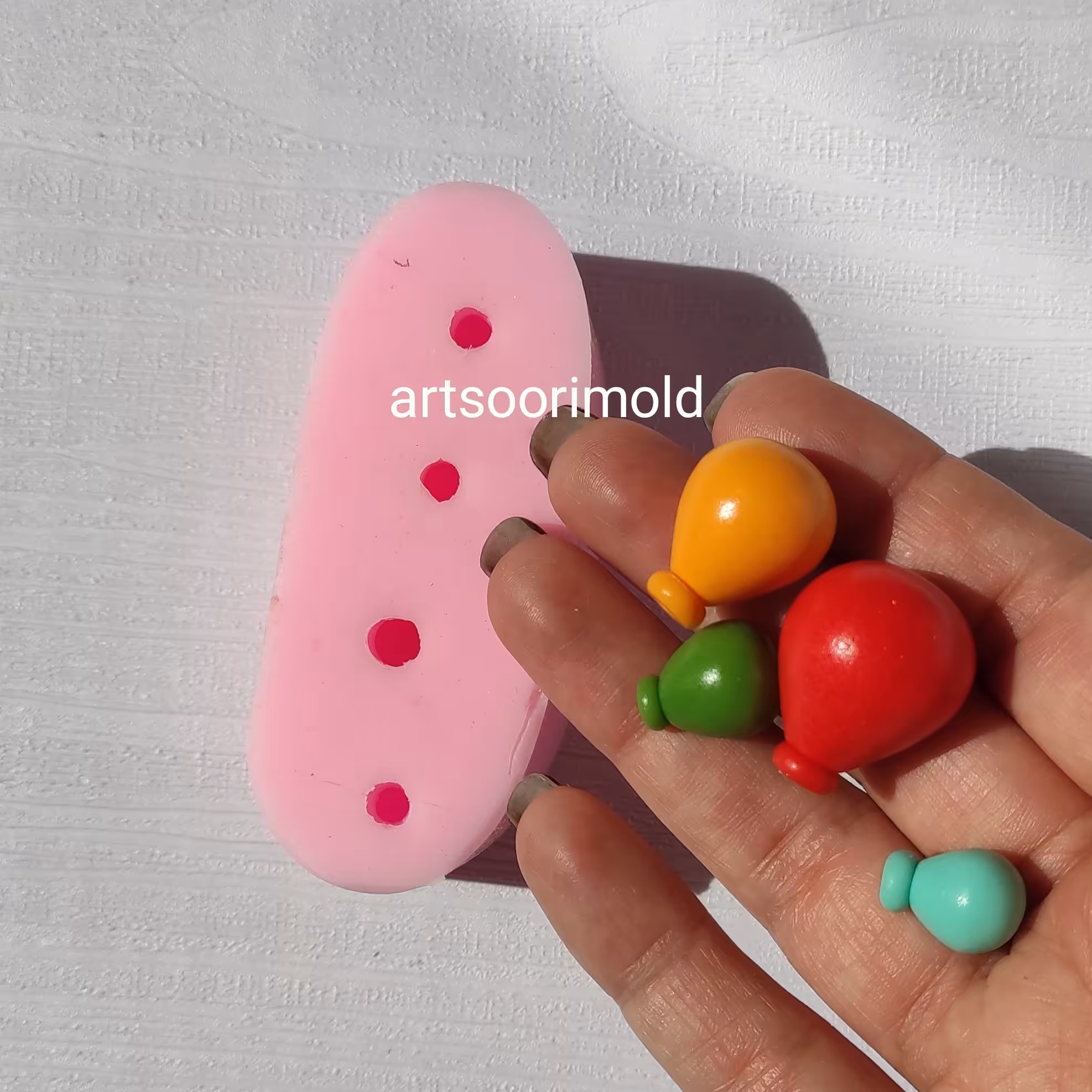 قالب سیلیکونی مولد بادکنک چهارتایی ریز