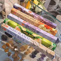 عود ارامبخش شرکت عود شاخه ای عود خوشبو عود بدون سردرد عود لوندر عود کاپتانبلک عود باران جنگلی عود سیب دارچین عود پاکسازی