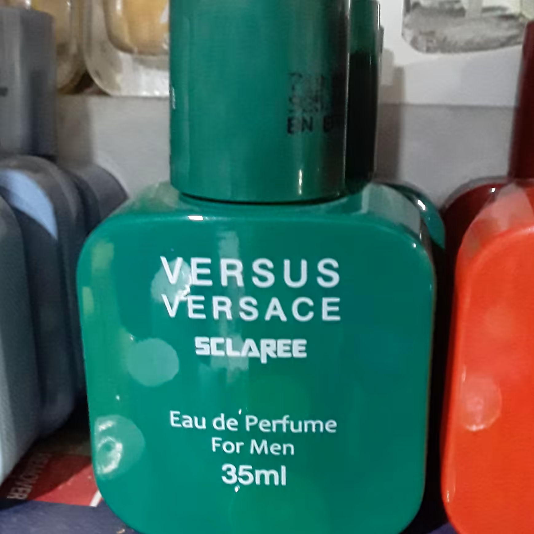 ادکلن مردانه ی ورسوس ورساچه 35 میل شرکت اسکلاره با ماندگاری بالا