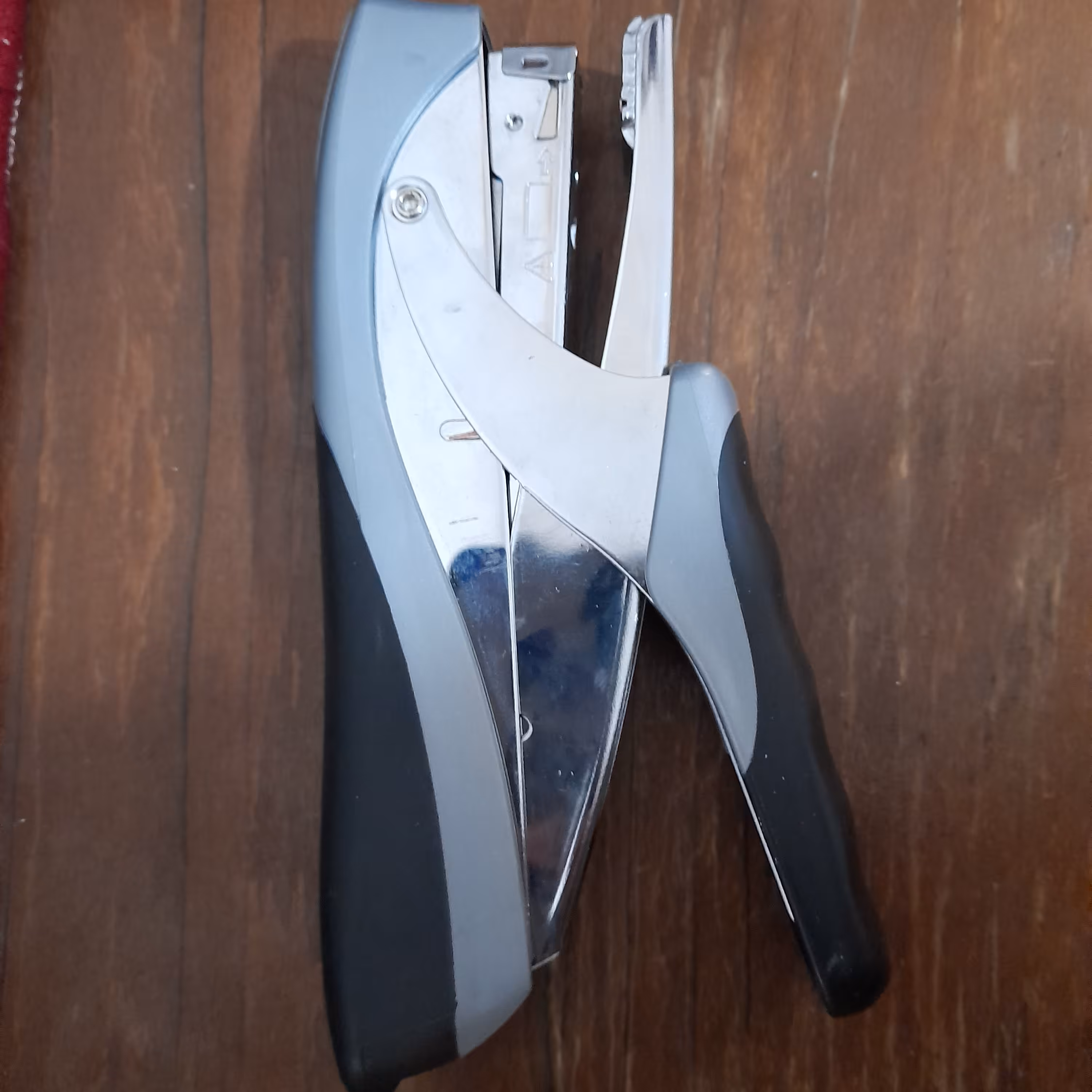 منگنه زن دستی 