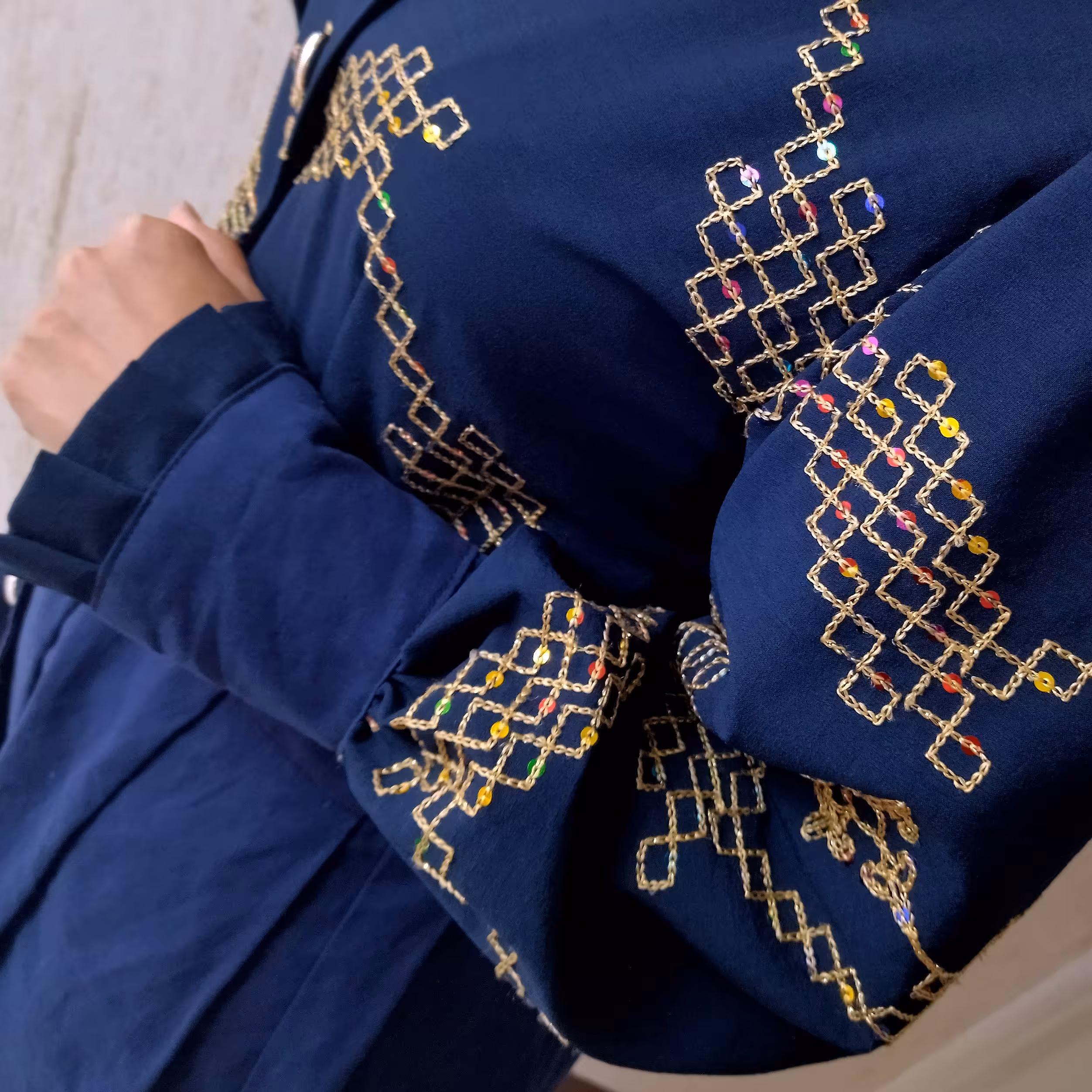 مانتو نخی