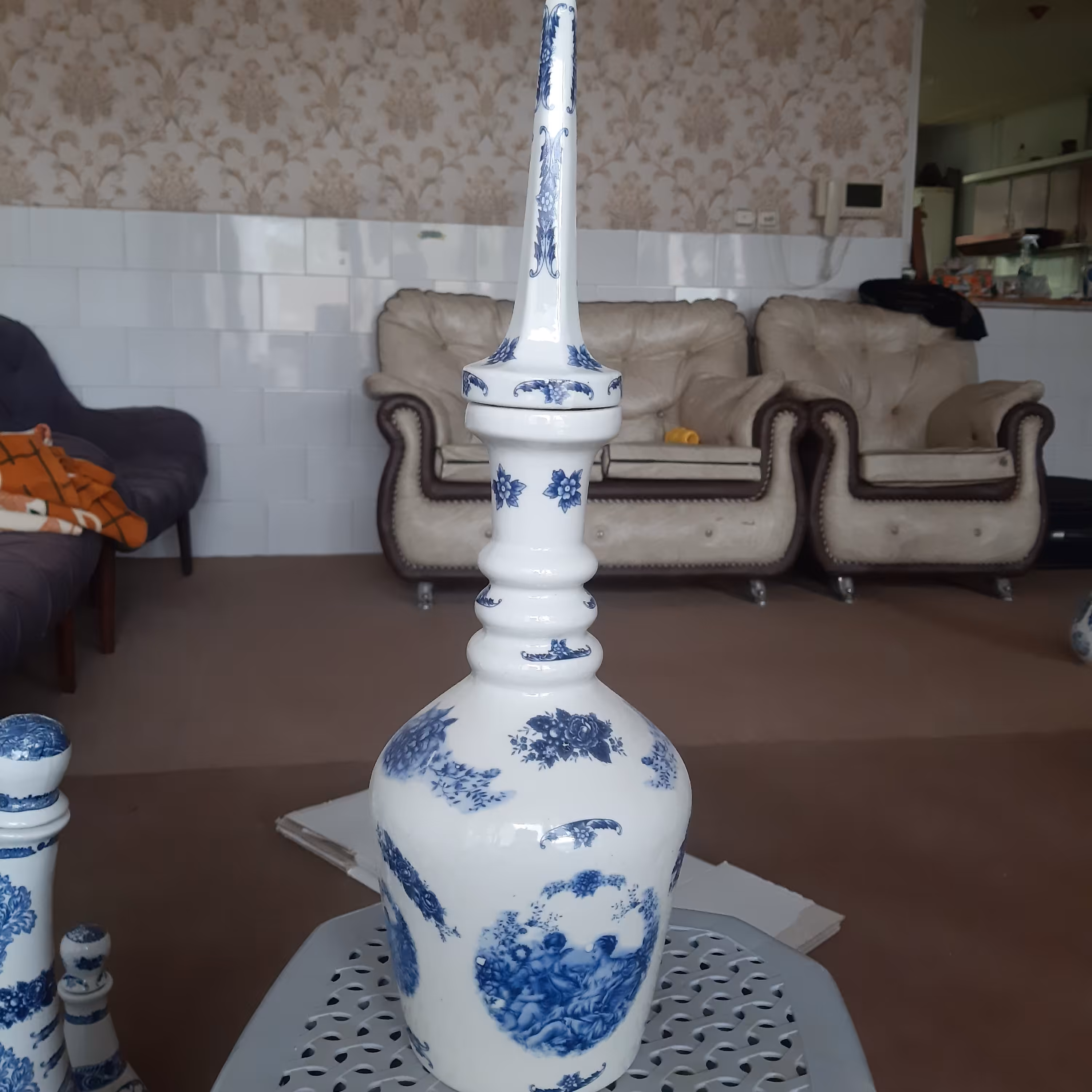 دوغ خوری طرح قدیمی گل آبی