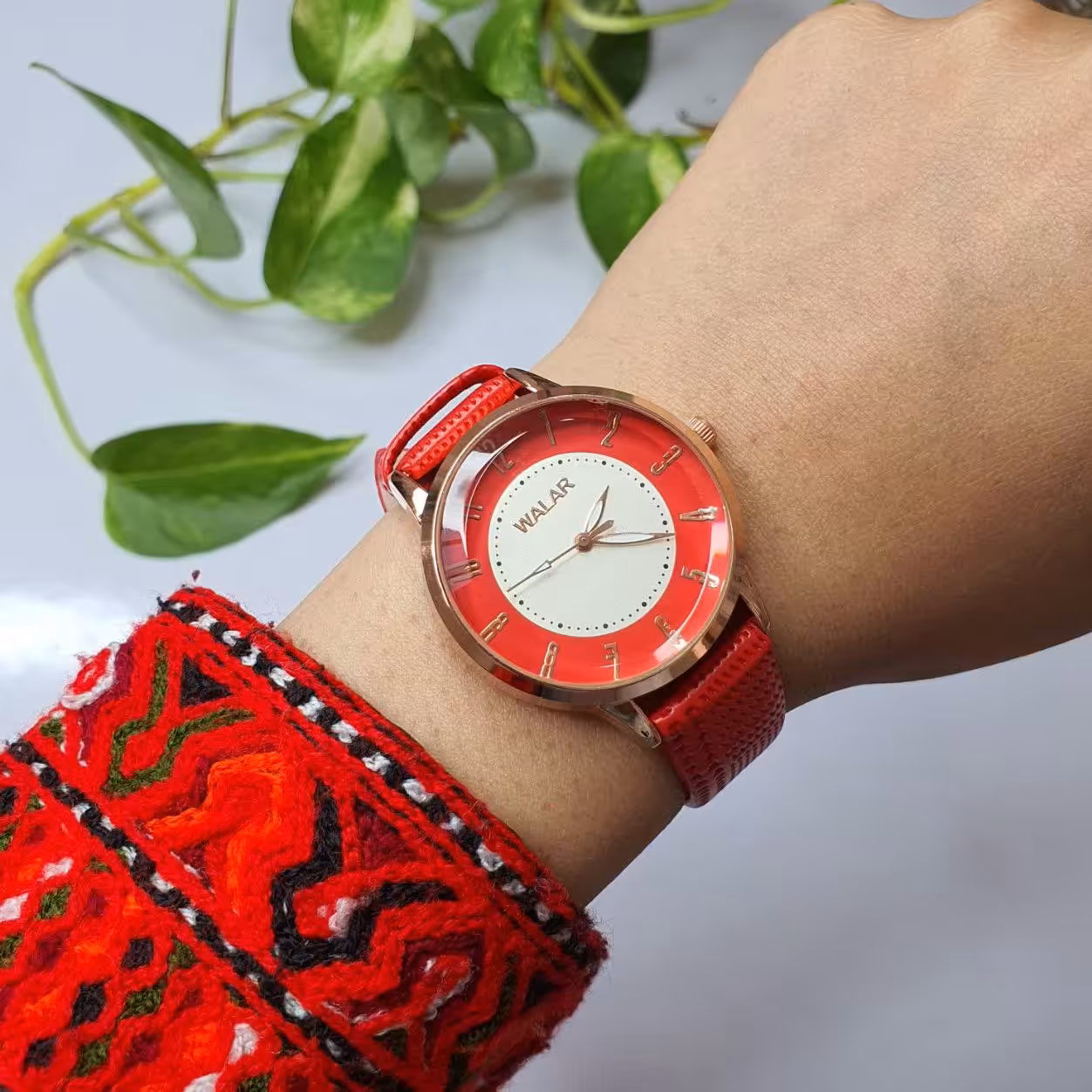 ساعت مچی زنانه والار walar .