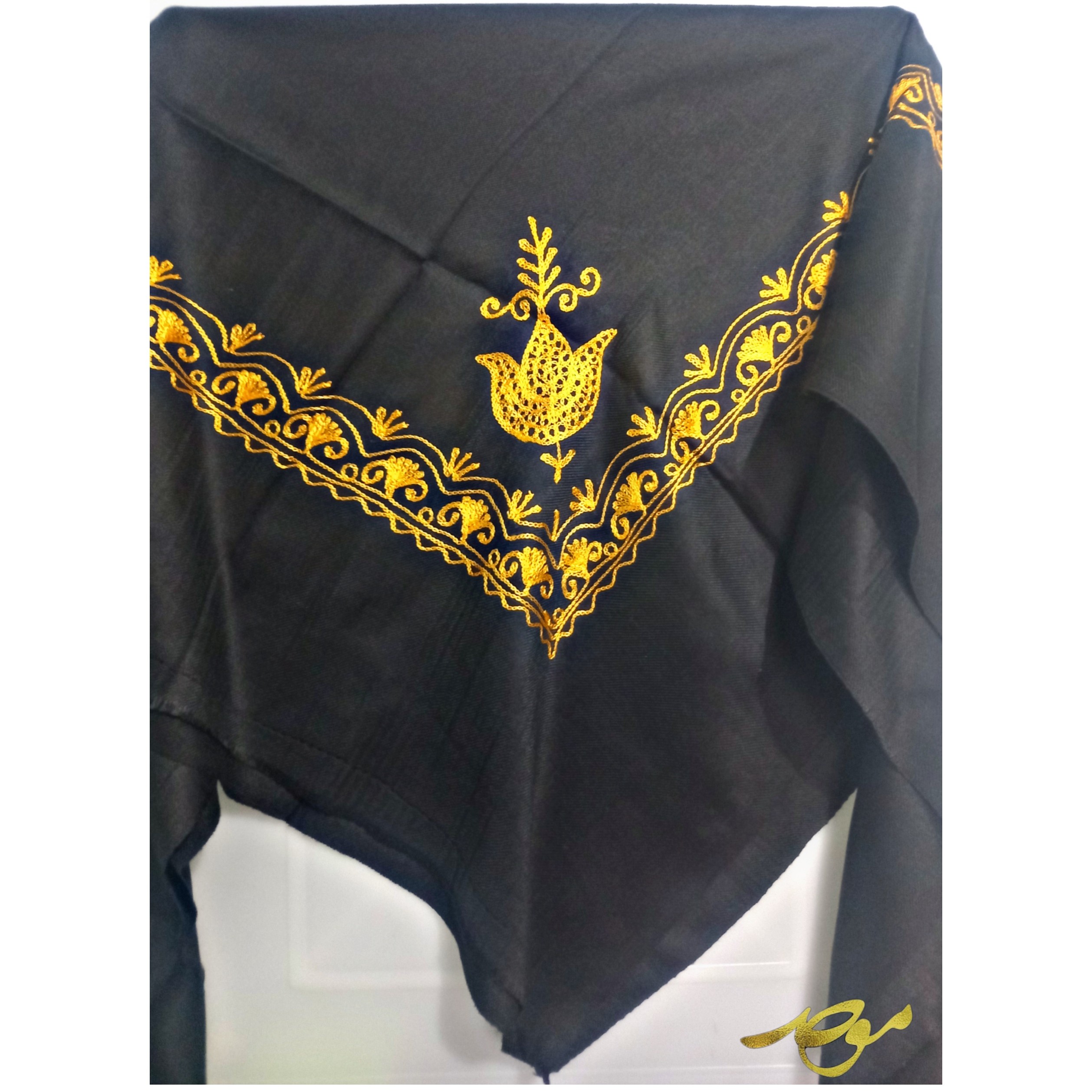 چفیه گلدوزی