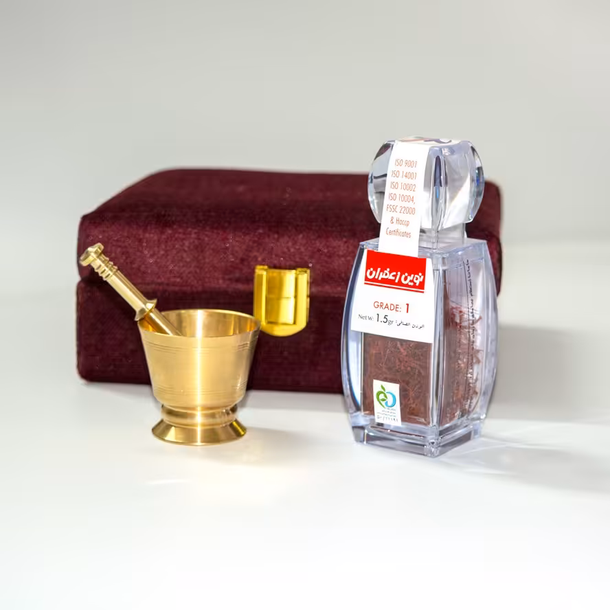 زعفران کادویی مخمل  1.5 گرم  نوین زعفران 