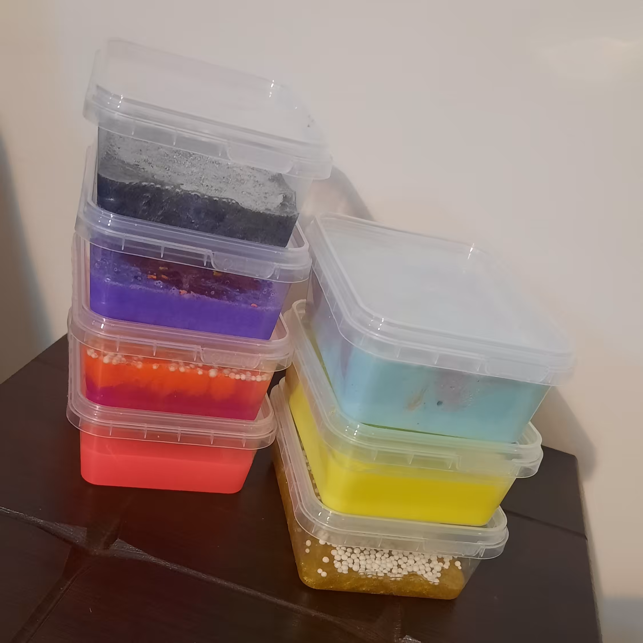 اسلایم پفکی خامه ای ساده چند رنگ مجموعه 6عددی