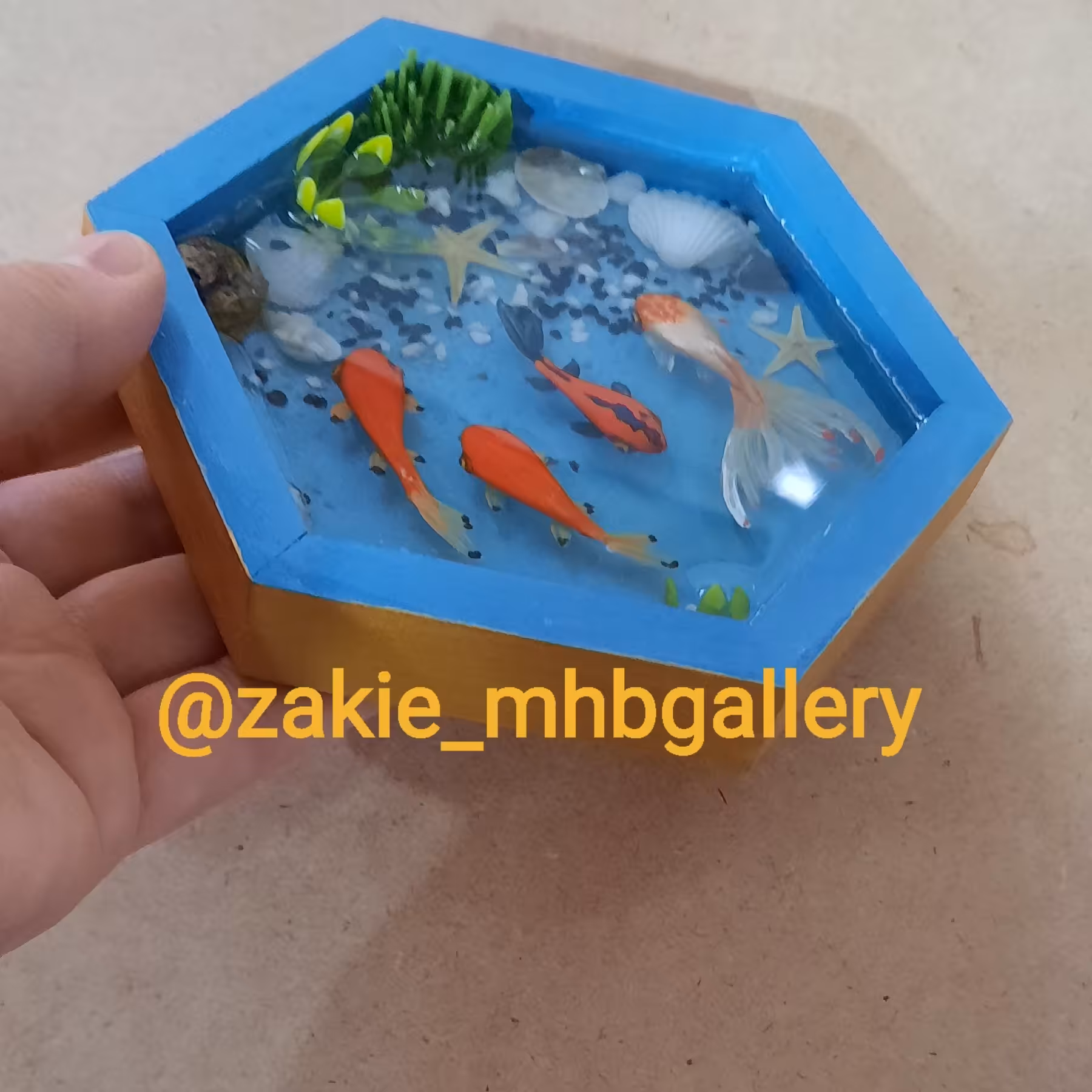 حوض ماهی رزینی 15 سانت