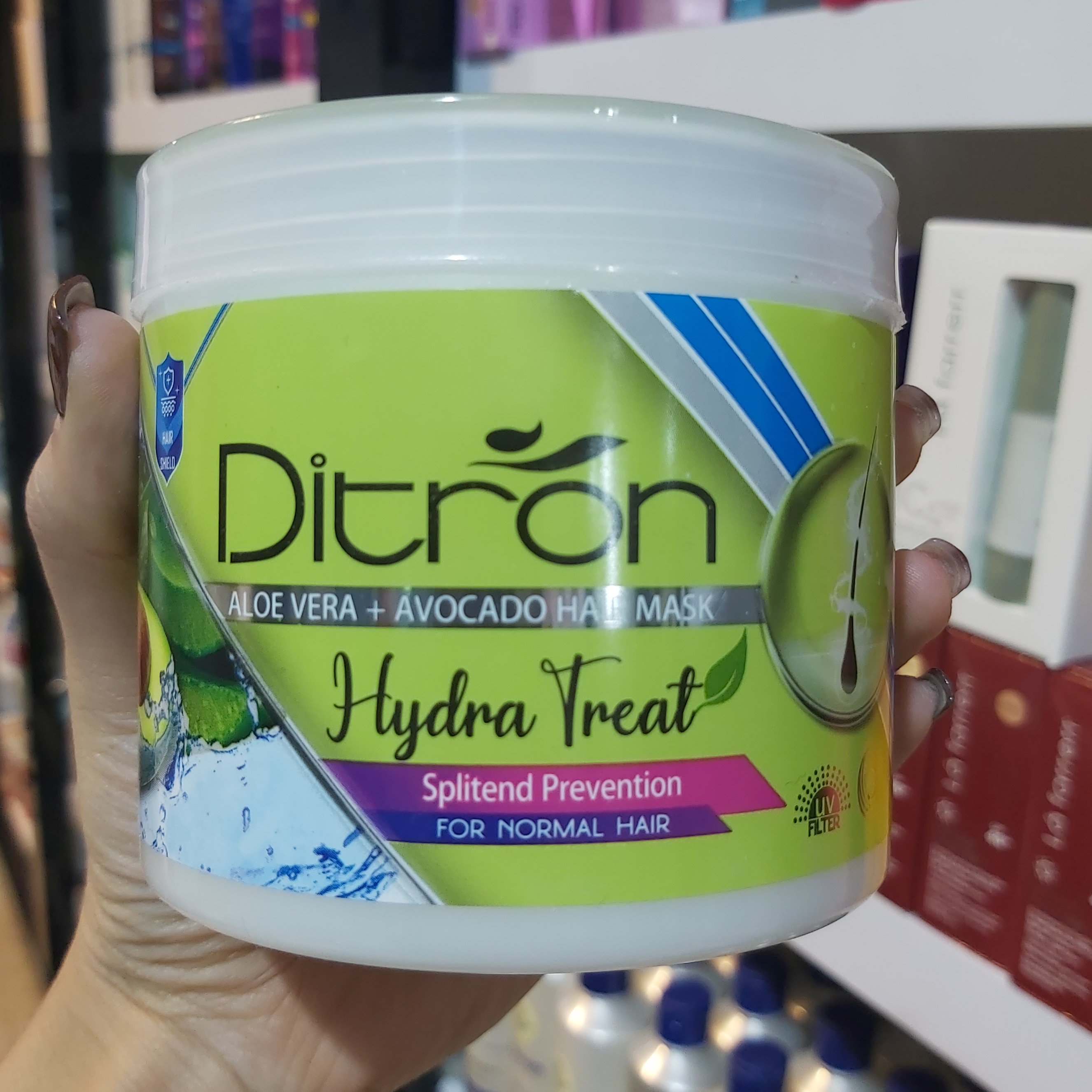 ماسک مو کاسه ای دیترون مرطوب کننده حاوی عصاره آلوئه ورا و روغن آووکادو مناسب موهای نرمال و رنگ شده 400 میل
