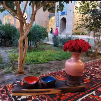 لیوان سفالی جذاب سایز کوچک از خانواده دسته دکمه ای 