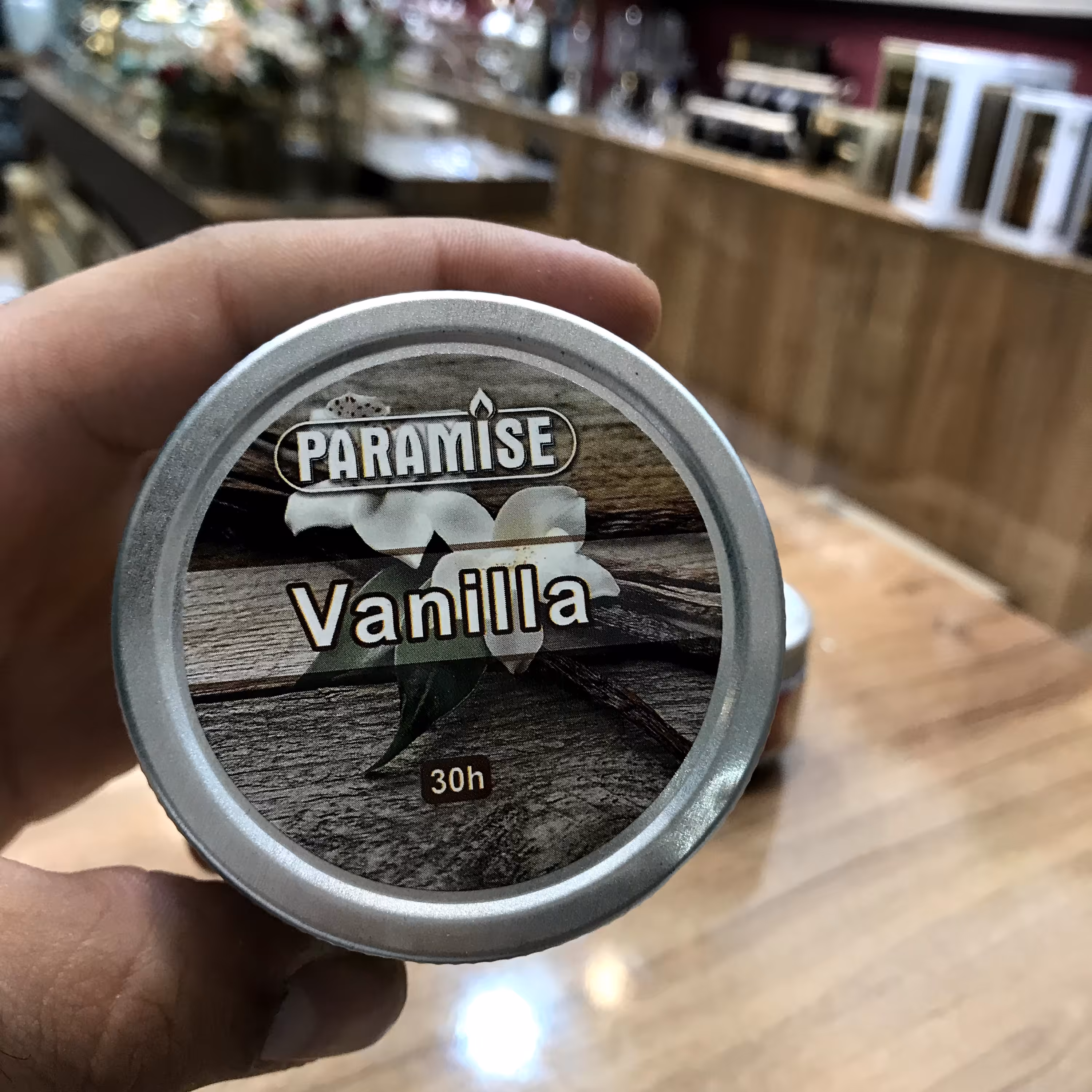 شمع عطری خارجی 30ساعته رایحه وانیل 