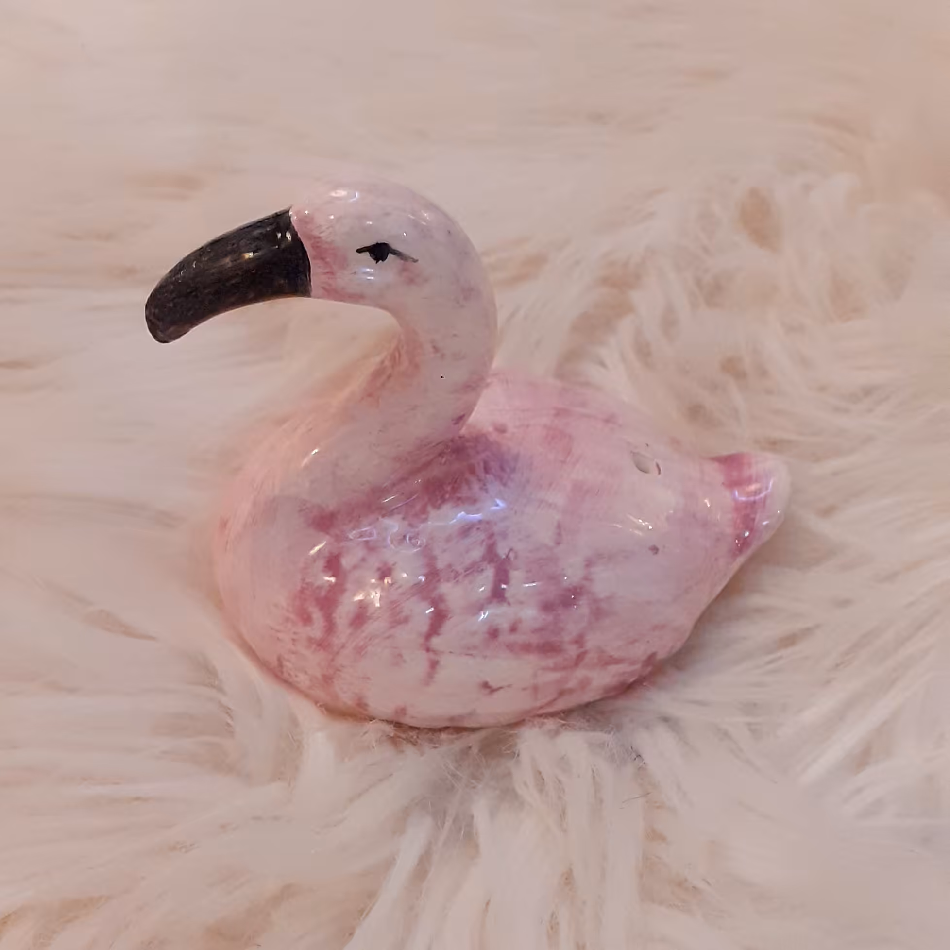 جاعودی طرح  فلامینگو جنس سرامیکی قابل شستشو ، یک هدیه خوشگل و دکوری درعین حال کاربردی