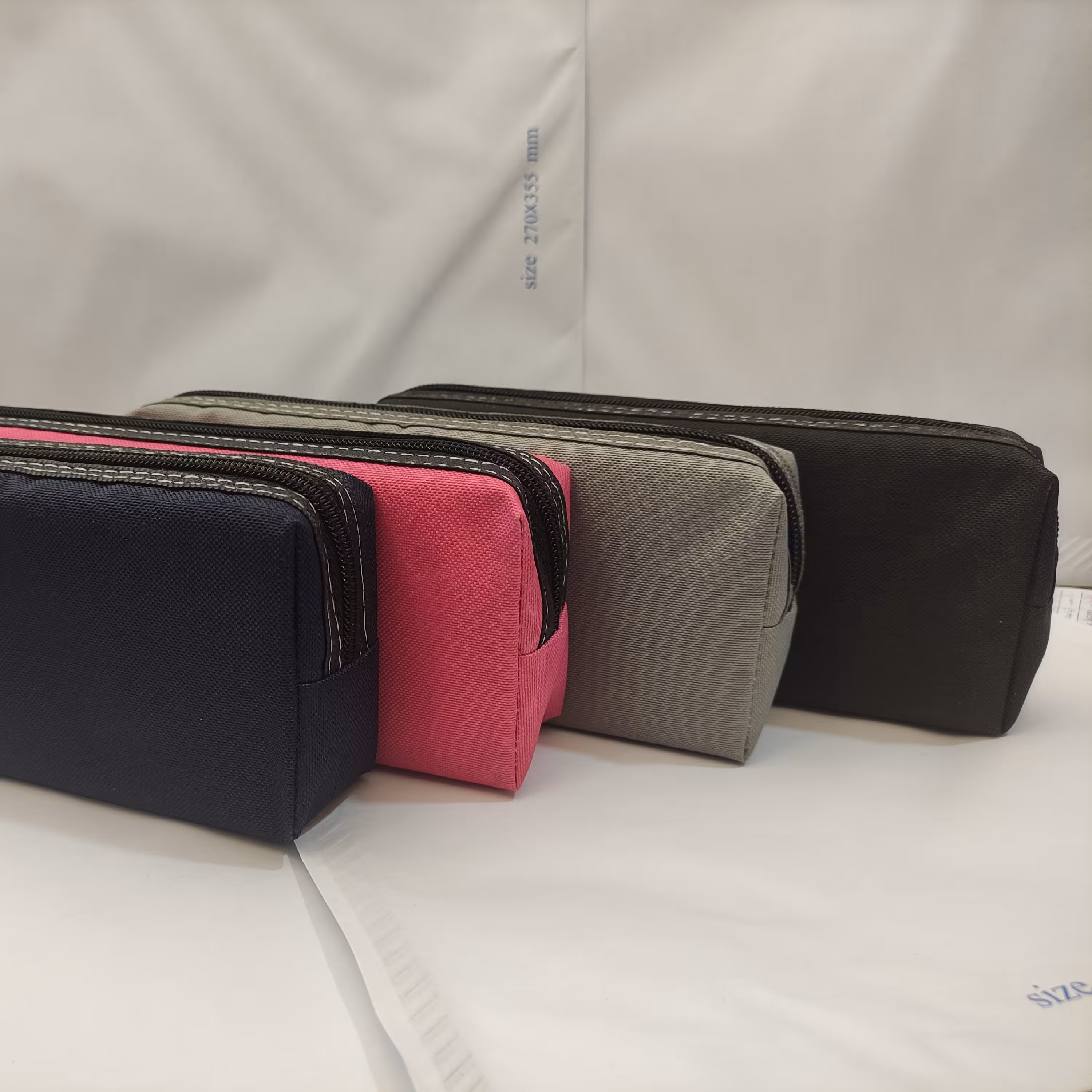 جامدادی تک زیپ بزرگ M کد 1105