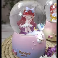 گوی موزیکال و پمپی مدل دختر رویایی چراغدار 