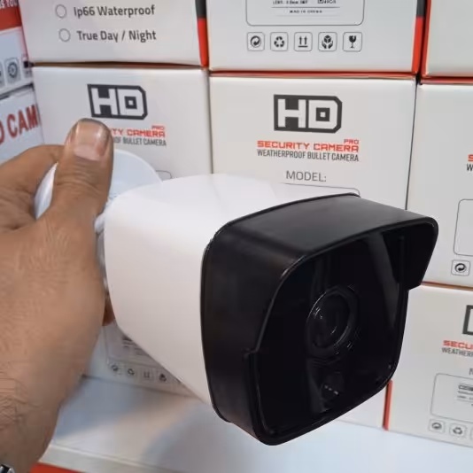 دوربین مداربسته فول اچ دی AHD دارای دید در شب و ضد آب با کیفیت مناسب