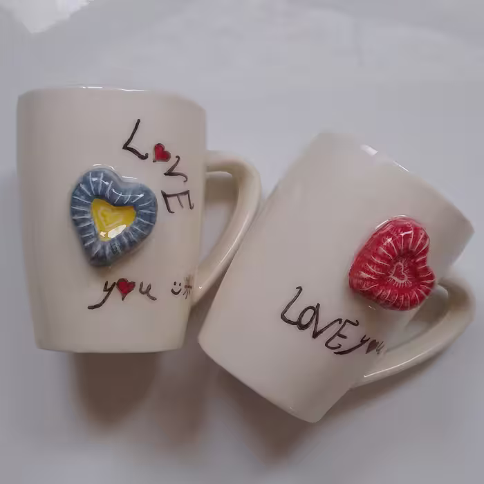 لیوان سرامیکی باقلب‌برجسته دلبر جذاب خوشگل